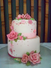 Wedding and Birthday cakes Watford 1094376 Image 3